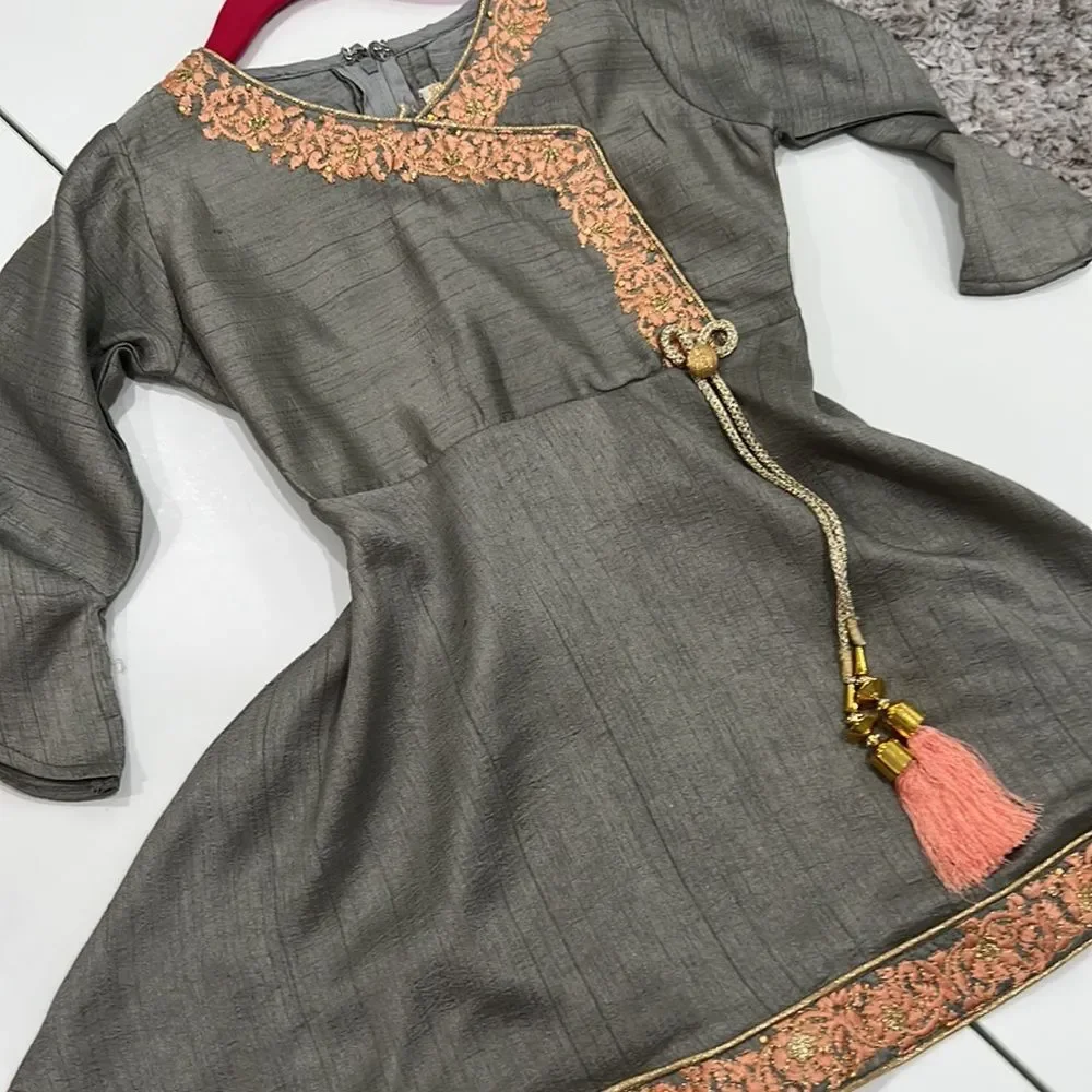 Beautiful Akshadha girls Indian designer dhoti-style 3-piece outfit, tagged size